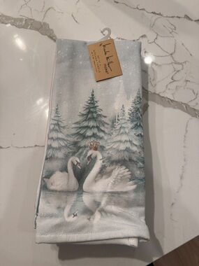 Crowned Swan Print Tea Towel in Mint & White